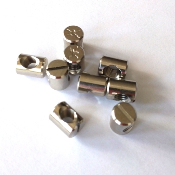 10x Schrauben Insert für Windsurf Finnen 9-6mm